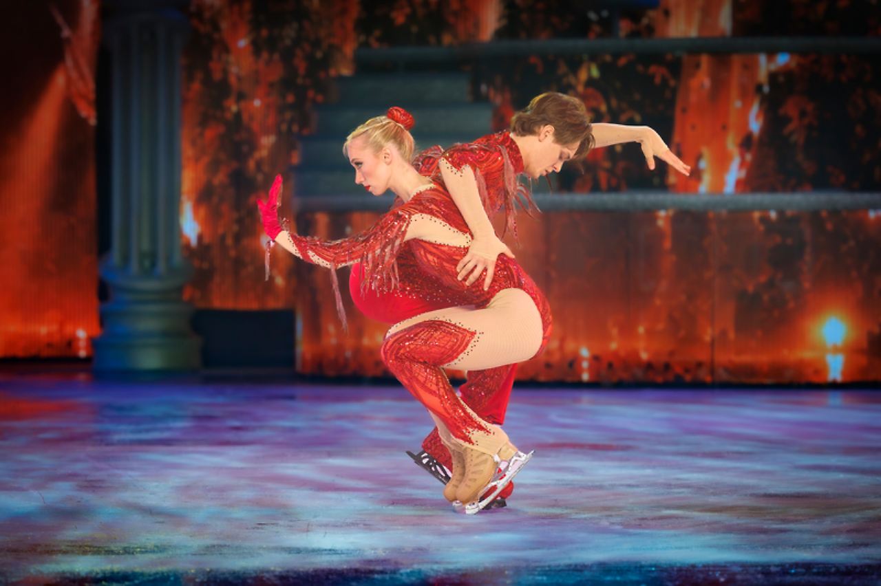 Holiday On Ice - MIRAGE (2).jpg Holiday On Ice - MIRAGE (2).jpg
