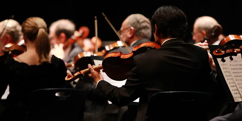 orchestra-2098877_1920.jpg